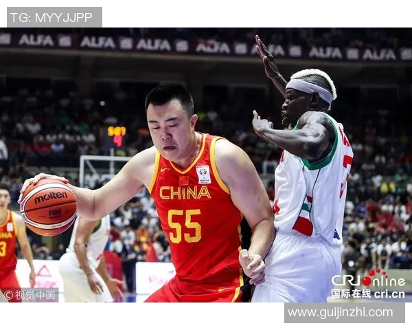 中国男篮蓝队与伊朗队激战8月1日直播精彩瞬间回顾与分析